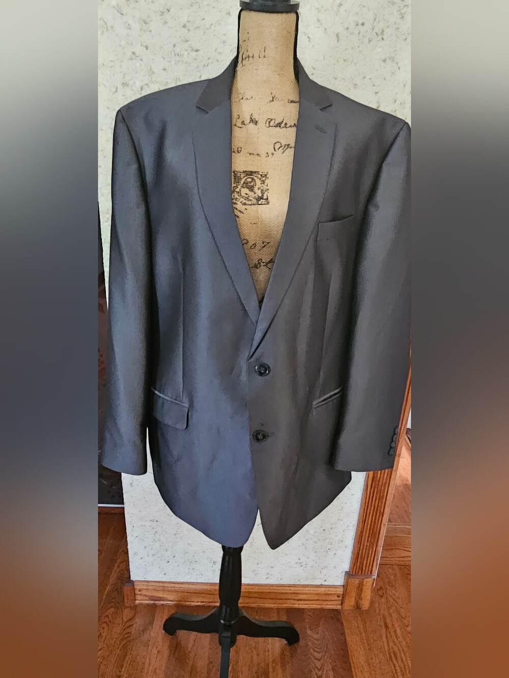 Calvin Klein Men's Black Two-Button Blazer. Size 48 R